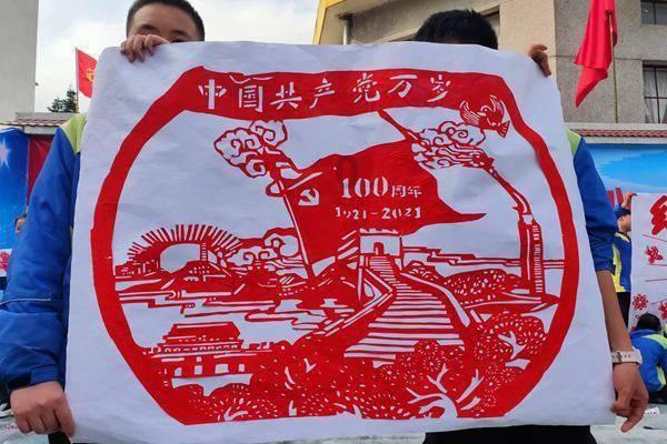 这家“逆天”牛肉面,每天限量10碗,每碗1万,想吃需提前2月预定