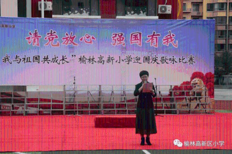 亚当玩高尔夫