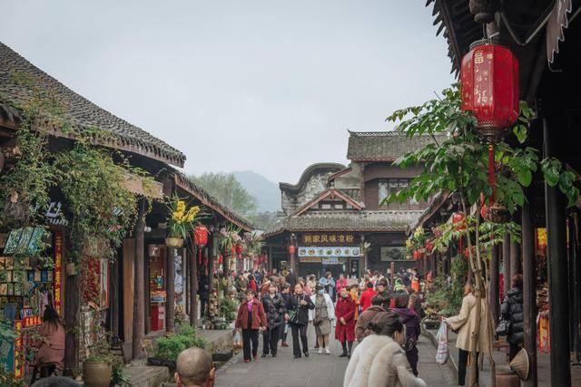 姚玉忠:盗200余古墓,身价高达5亿,被捕时账户竟空空如也